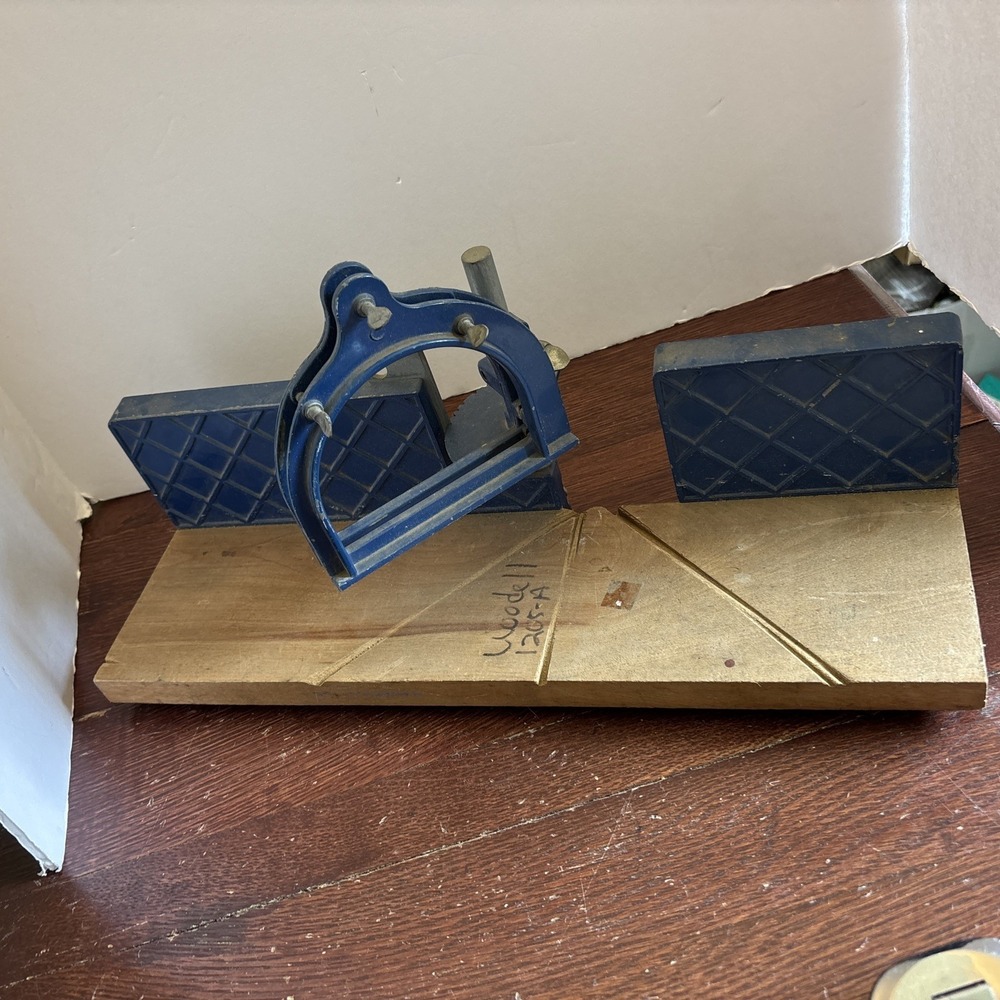 Vintage Craftsman # 3634 Mitre Box Sears Roebuck Wood Base Blue Metal Manual Saw